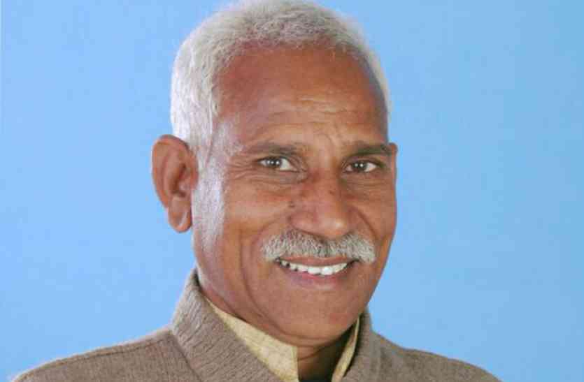 Ramveer Singh Parmar भाजपा जिलाध्यक्ष के खिलाफ मंडल अध्यक्षों ने खोला मोर्चा, लगाए आरोप