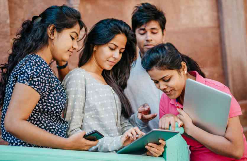 AKTU उद्दोग लगाना ही नहीं चलाना भी सिखाएगा AKTU