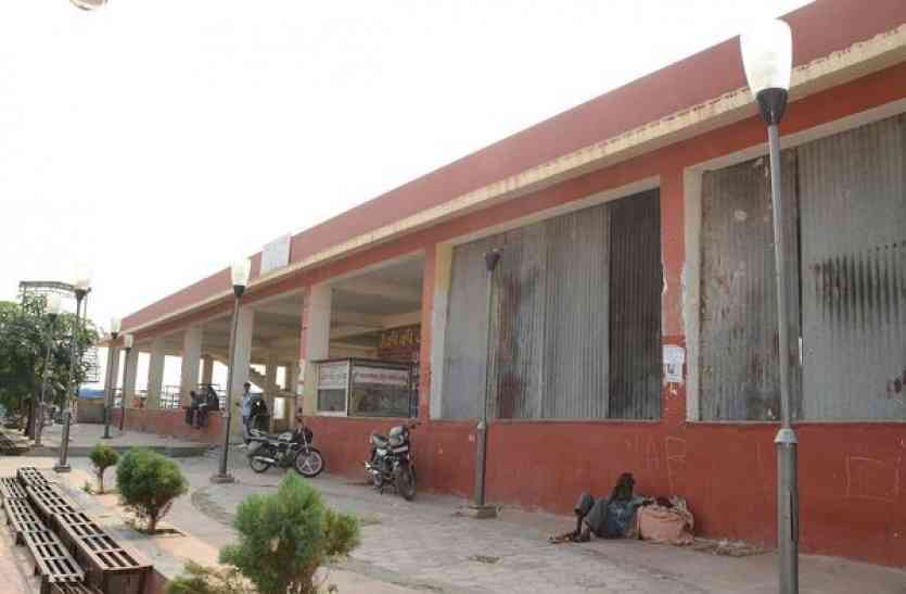 patrika यह करोड़ों का फूड कोर्ट आ रहा भिक्षुओं के काम