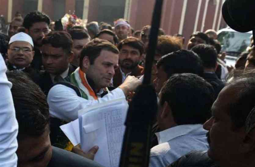 rahul gandhi अमेठी दौरे पर राहुल, मंदिर जाएंगे और खिचड़ी खाएंगे