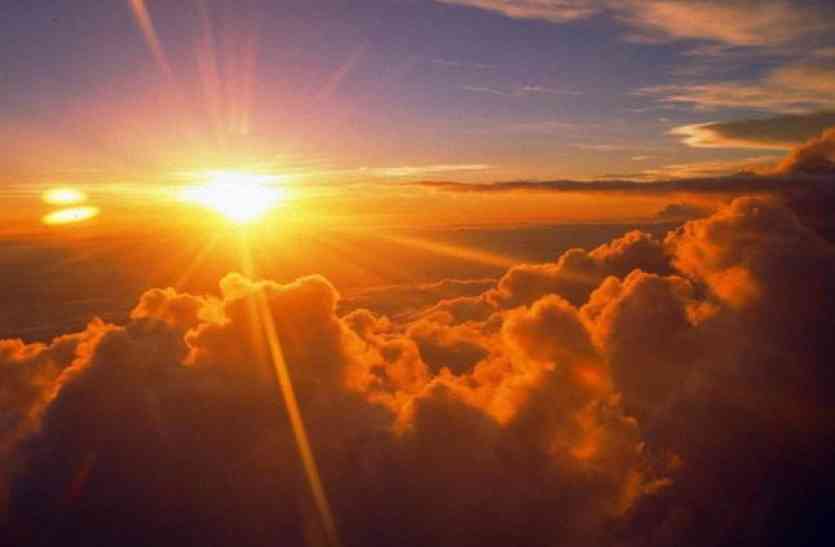 15-january-2018-sun-in-capricorn-effects पुत्र शनि के प्रभाव में आ गए सूर्यदेव, आप पर पड़ेगा यह असर