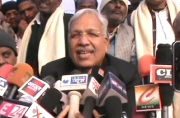 Bsp leader Ambika Chaudhary comment on Surendra singh statement बीजेपी विधायक सुरेंद्र सिंह के बयान के बाद बसपा नेता का पलटवार, कहा- दलित को हिंदू नहीं मानती भाजपा