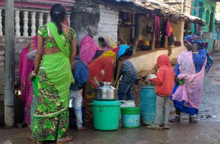 10 से15 दिन में पेयजल आपूर्ति, पानी के लिए युवाओं की हुंकार 10 से15 दिन में पेयजल आपूर्ति, पानी के लिए युवाओं की हुंकार