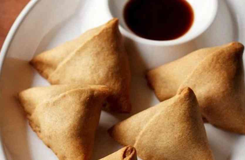 baked samosa ना के बराबर तेल में बनाएं बेक्ड समोसा
