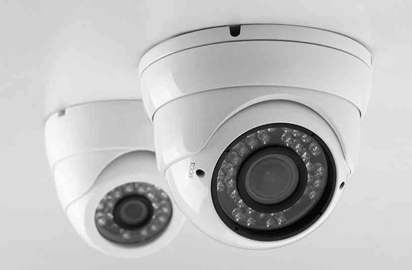 controversy over imposing CCTV without permission udaipur गोगुंदा प्रधान और विकास अधिकारी के बीच विवाद का मामला, अब बिना कार्यादेश सीसीटीवी लगाने पर विवाद