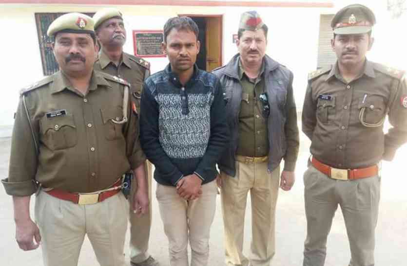 chitrakoot गैंग बनाकर चोरी व लूट को अंजाम देने वाला शातिर अपराधी चढ़ा खाकी के हत्थे, अन्य सदस्यों को एमपी पुलिस ने दबोचा