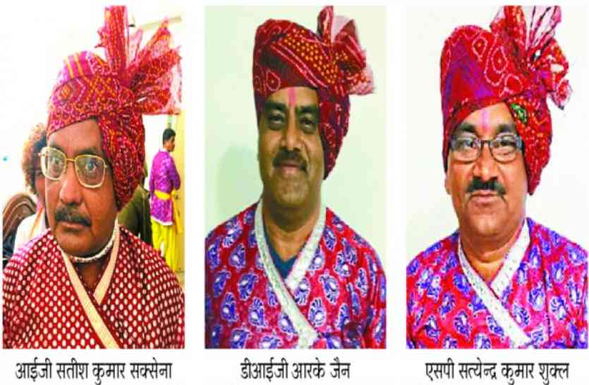 sagar patrika news राजधानी में आईपीएस समिट में सागर के आईजी-एसपी ने दिखाया बुंदेली शौर्य-एश्वर्य