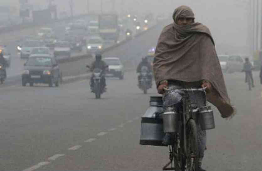 Cold फिर बदलेगा मौसम का मिजाज! रात में पुरवाई हवा ने बढ़ाई ठिठुरन