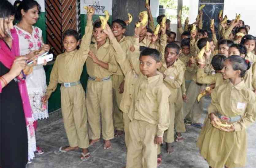 High court decision on UP Primary teacher antarjanpadiya tabadla news अंतरजनपदीय तबादले में इन शिक्षिकाओं को मिली बहुत बड़ी राहत, हाईकोर्ट ने दिया ये आदेश