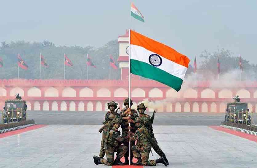 independence day 2018 गणतंत्र दिवस यूपी पुलिस और होमगार्ड विभाग के सिपाही से लेकर ये अधिकारी होंगे सम्मानित
