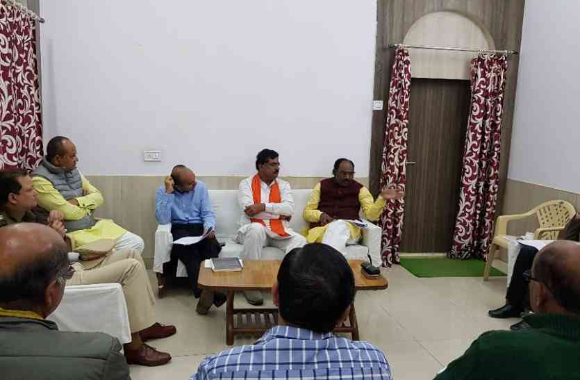 Madhya Pradesh minister Lal Singh Arya latest news अपने विभाग को जिला संयोजक नहीं दे सके प्रभारी मंत्री लालसिंह आर्य