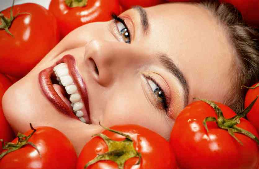 tomato facial सनटैन को हटाने के लिए फेस में जरूर लगाएं Tomato Facepack