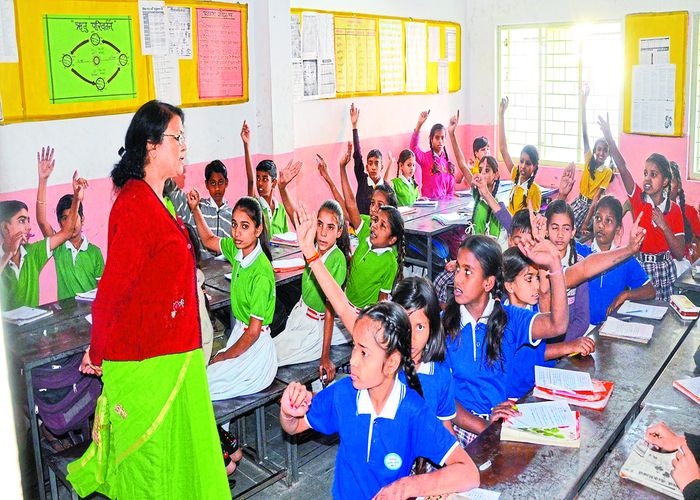 government-school-is-best-vs-private-and-cbse