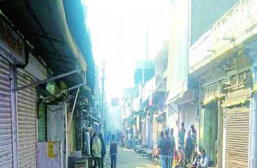Five die including driver हादसा ऐसा की हर कोई खबर सुनकर सन्न रह गया,पूरा कस्बा शोक में डूब गया जानिए क्या हुआ इस दर्दनाक हादसे में