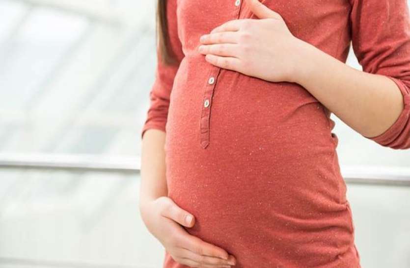 pregnant शादी का झांसा देकर कर दिया गर्भवती, फिर दूसरी के साथ लिव इन में रहने लगा प्रेमी