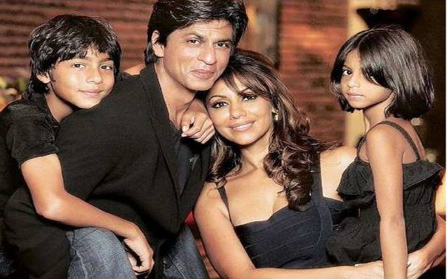 Gauri Khan Arrested With Drug - ड्रग्स के साथ पकड़ी गई गौरी...आज भी