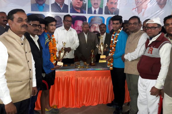 Badminton Tournament : Dhar and Datias Ka Dabdaba राज्य स्तरीय बैडमिंटन स्पर्धा में रहा धार और दतिया का दबदबा