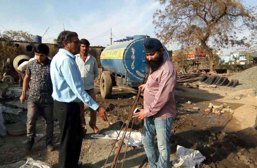 The Chairman complained, AE stopped work सभापति ने की शिकायत, एई ने कराया काम बंद
