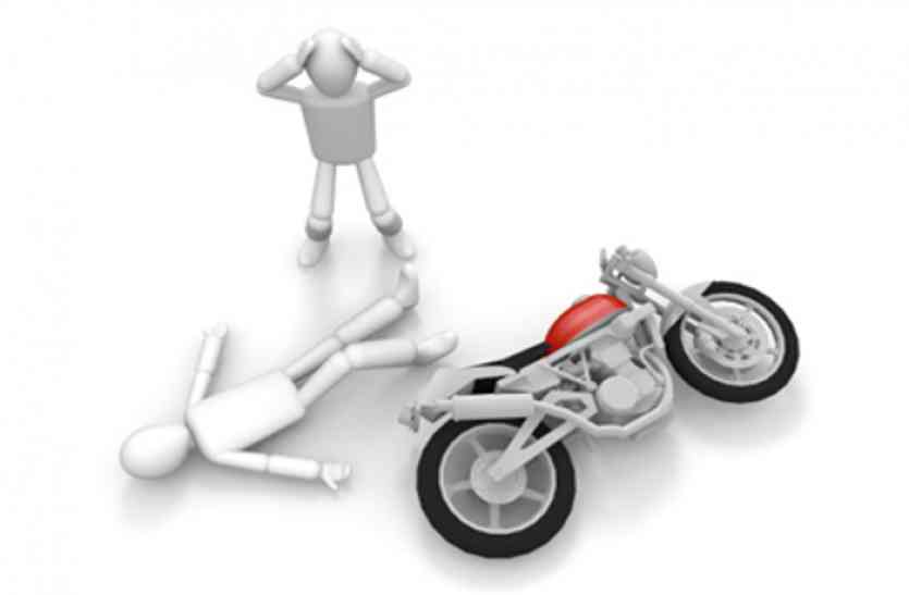 accident पुलिस की कार्रवाई से भडक़ा आक्रोश, सडक़ पर उतरे लोग