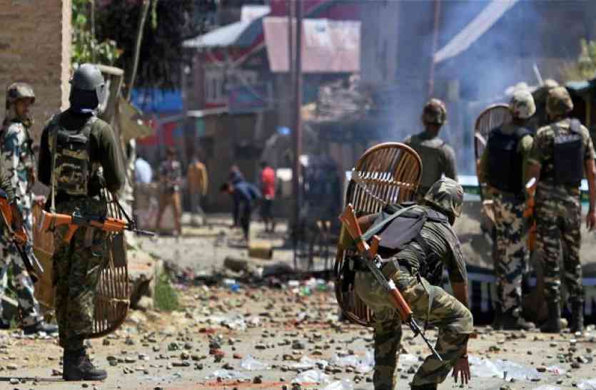 indian army सेना पर एफआईआर: मनोबल कमजोर करने वाला कदम