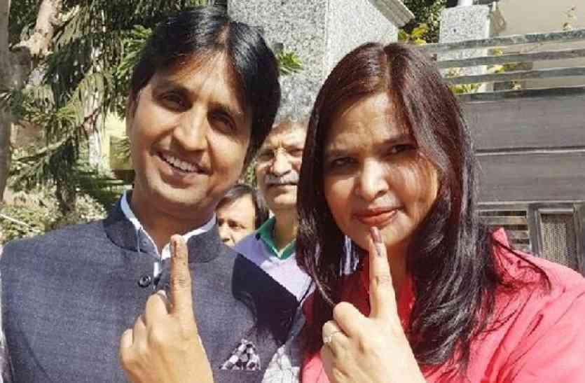 Image result for kumar vishwas wife images