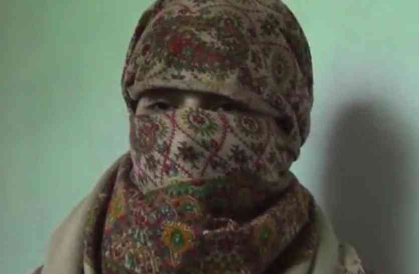 meerut यह 'फेस आॅफ सिटी' रही माॅडल कर चुकी है सुसाइड का प्रयास, हिन्दू संगठन पर लगाए आरोप