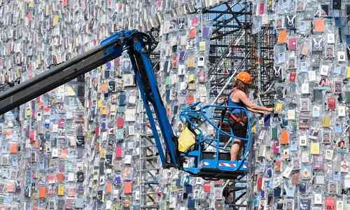 Parthenon of books
