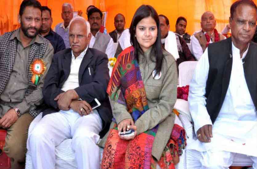 Firozabad Mayor Nutan Rathor बेटियां नहीं हैं बेटों से कम: नूतन राठौर