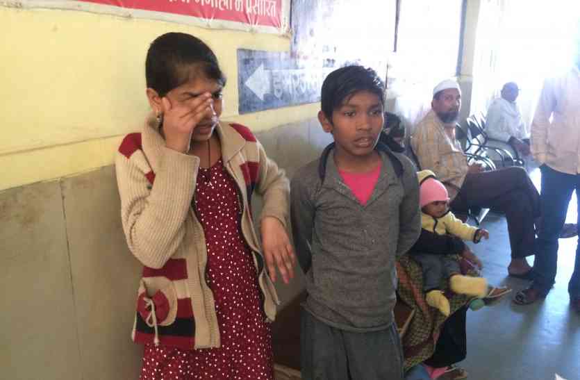 hospital पहले भाई को फोन किया फिर जहर खाकर दोनों ने दी जान