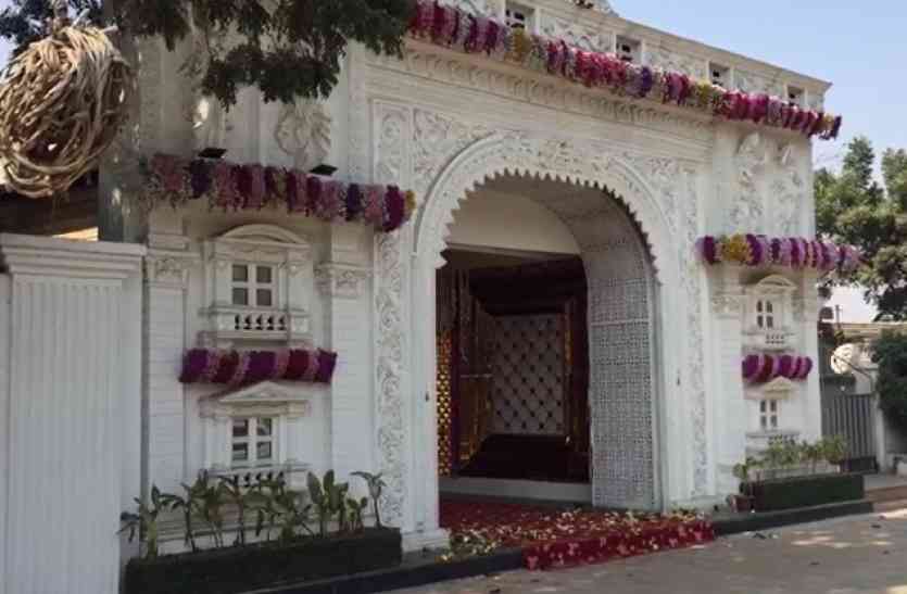 ghaziabad शादी में ढोल नगाड़ों की धुन पर नाच रहे थे लोग, फिर हुआ कुछ ऐसा...