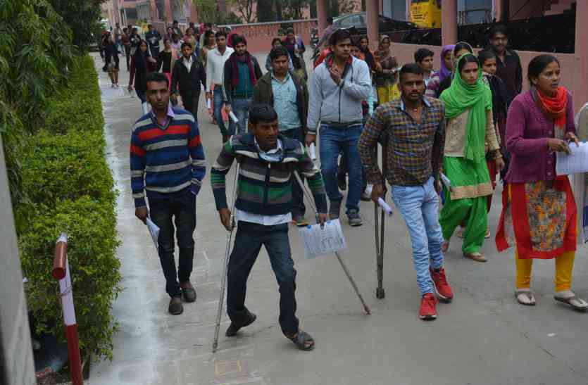 exam review of candidates after reet exam रीट 2018: रीट परीक्षा के अभ्यर्थियों ने बताया कैसा था पेपर, इस विषय के प्रश्नों में उलझे अभ्यर्थी