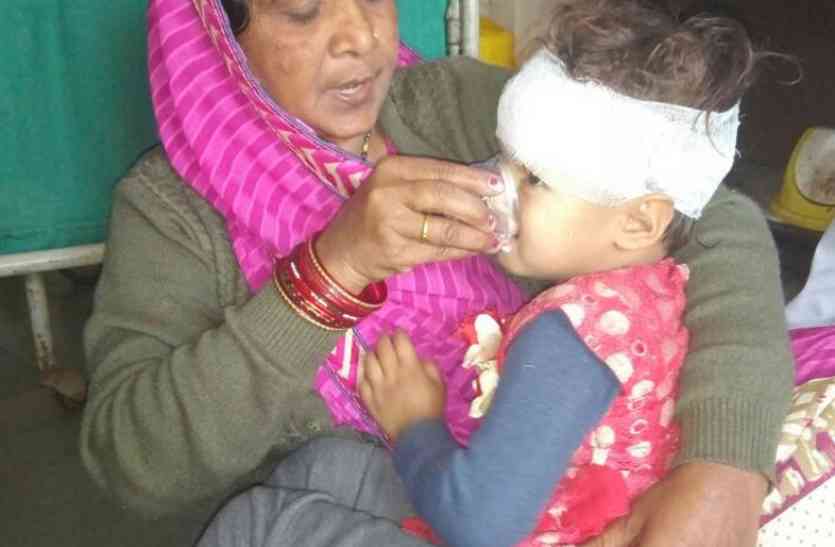 Five injured in two road accidents, one in critical condition दो सड़क हादसों में पांच लोग घायल, एक की हालत गंभीर
