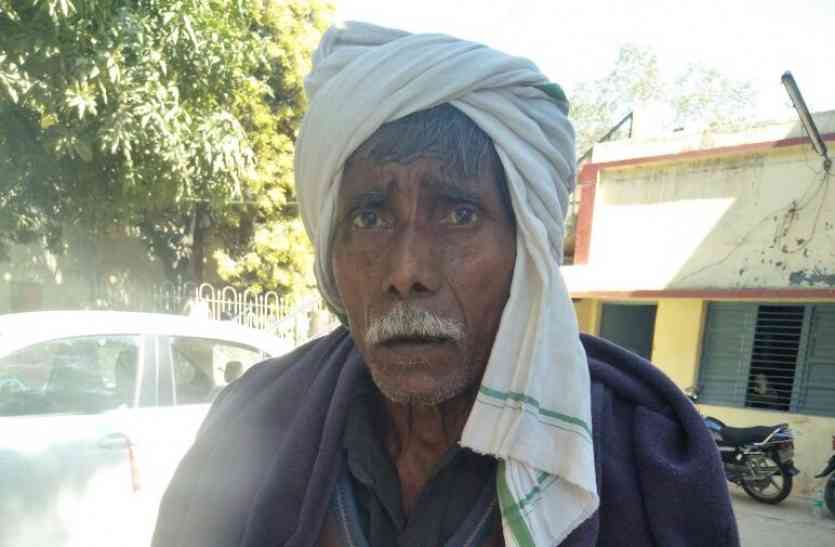 dalit baiju इंसाफ मांगने गये दलित फरियादी पर चौकी इंचार्ज ने थूका !