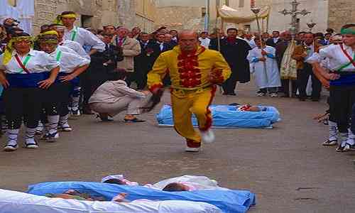 vulnerable,community,Church,tradition,Spanish,auspicious,mattresses theft,Catholicism,