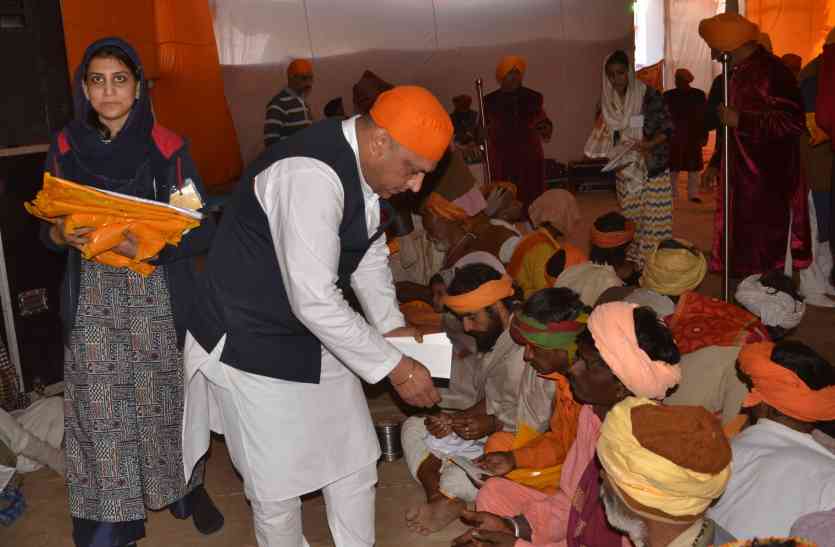 Gurmat samagm starts in alwar अलवर मेे गुरमत समागम हुआ प्रारंभ, नगर कीर्तन में दिखी श्रद्धा