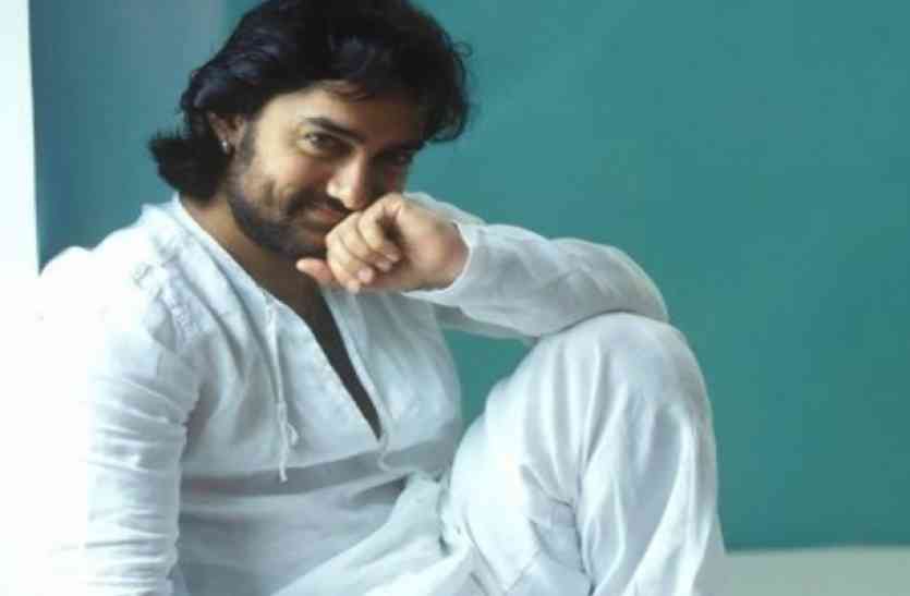 aamir khan WHAT! आमिर ने बताया अपनी जिंदगी का सबसे बड़ा राज, किरण या रीना नहीं ये था उनका पहला प्यार!