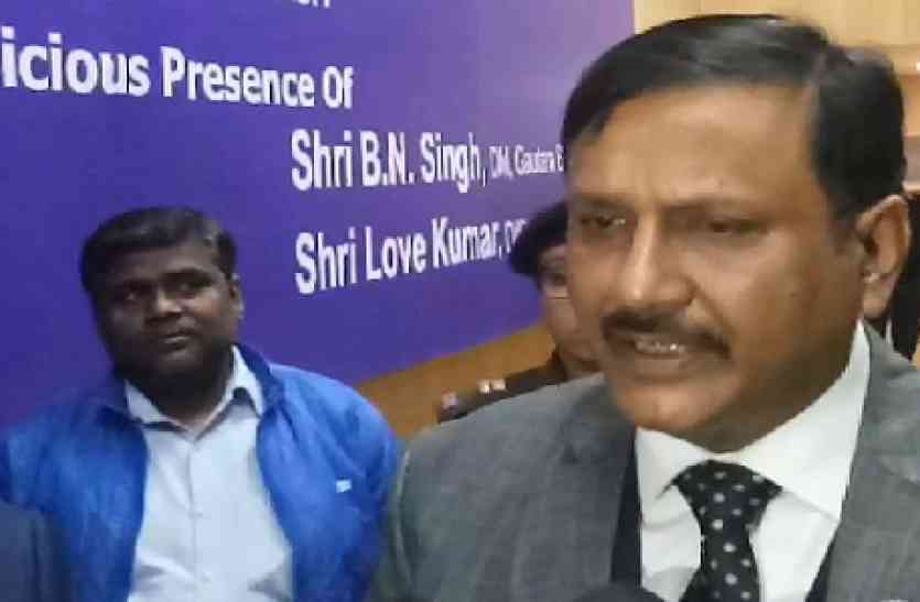 ADG law and order Anand Kumar VIDEO: एडीजी लॉ एण्ड ऑर्डर आनंद कुमार बोले, यूपी पुलिस में होगी 2 लाख 14 हजार जवानों की भर्ती