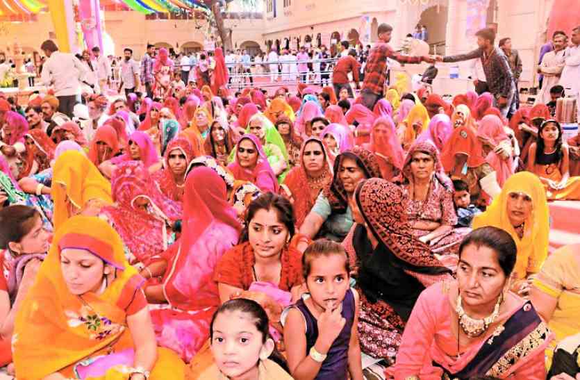 big crowd,taratra,mayra katha तारातरा में उमड़ा सैलाब, मायरा कथा में झूमे श्रद्धालु,आज ये होंगे कार्यक्रम