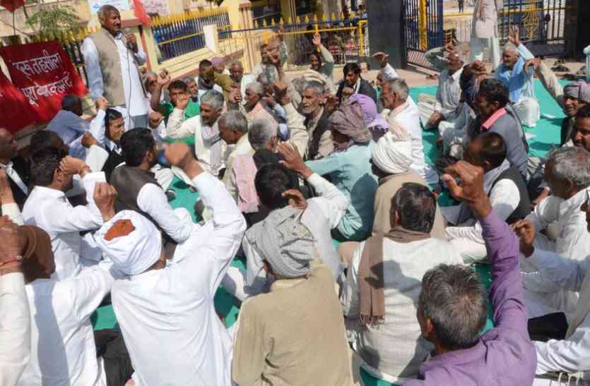 churu farmar agitation कंपनियों की मिलीभगत से सरकार कर रही किसानों का शोषण