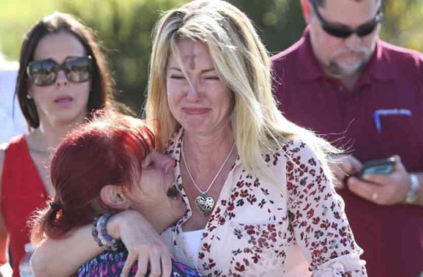 Florida shooting अमरीका: फ्लोरिडा के स्कूल में पूर्व छात्र निकोलस ने की फायरिंग, 17 बच्चों की मौत