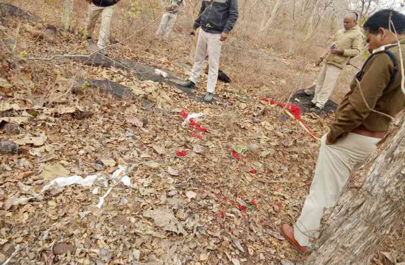 Woman killed by knife महिला का सिर मिला न एक हाथ, फिर सामने आया ये खौफनाक सच...