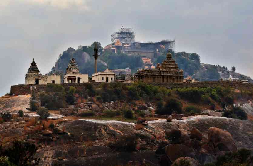 gommateshvara bahubali रोजाना चार लाख लोगों की क्षुधा बुझाने को तैयार 18 भोजनशालाएं
