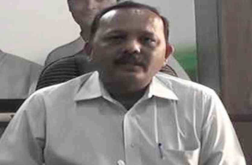 Manish doshi 'कन्या शिक्षा में गुजरात पिछड़ाÓ