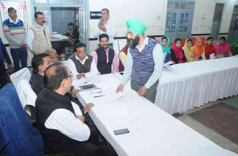 meeting संगरिया नगरपालिका का 31.69 करोड़ का बजट पारित