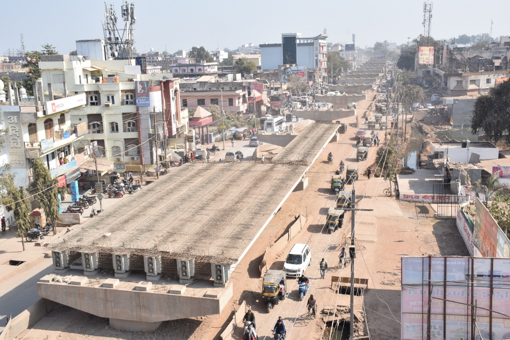 satna flyover यहां खनिज नियम को ताक पर रख बना रहे फ्लाईओवर