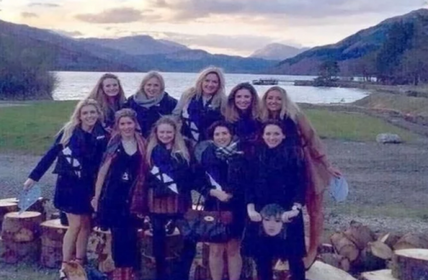 scotland इन खूबसूरत लड़कियों की फोटो के पीछे छिपा है डरावना सच, जानने के बाद घरों से आती हैं चीख
