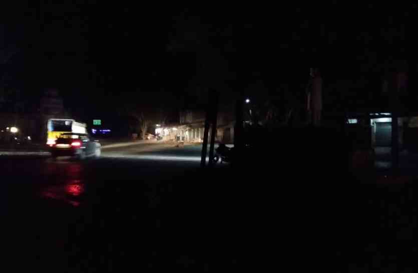 bad condition of tatarpur circle in alwar अलवर जिले की जीवनरेखा है ये चौराहा, इसे है सांसों की दरकार