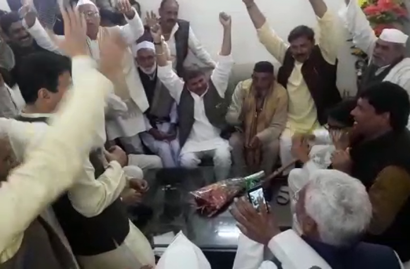 Ajit Singh जब इस बड़े नेता के सामने लगने लगे हर-हर महादेव और अल्लाह़ु अकबर के नारे- देखें वीडियो