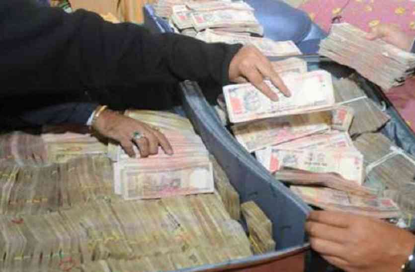 income tax कोयला और राइसमिल कारोबारियों के ६ ठिकानों पर छापेमारी