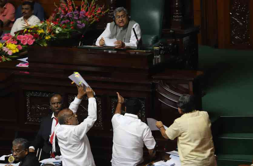Karnataka मोहम्मद नलपाड मामले पर घिरी सरकार